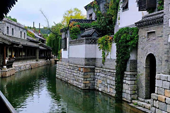 Private Sunset&Night Tour: Simatai Great Wall & Gubei Water Town - Exploring Simatai Great Wall at Sunset