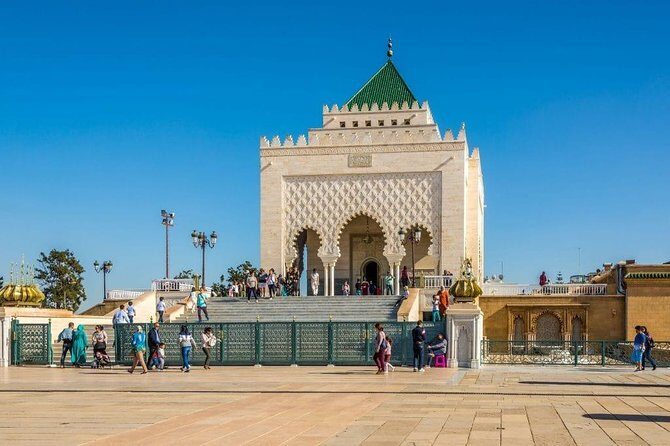 Private Tour 8-Day Morocco Imperial Cities and Riad Accommodation - What Sets This Tour Apart?