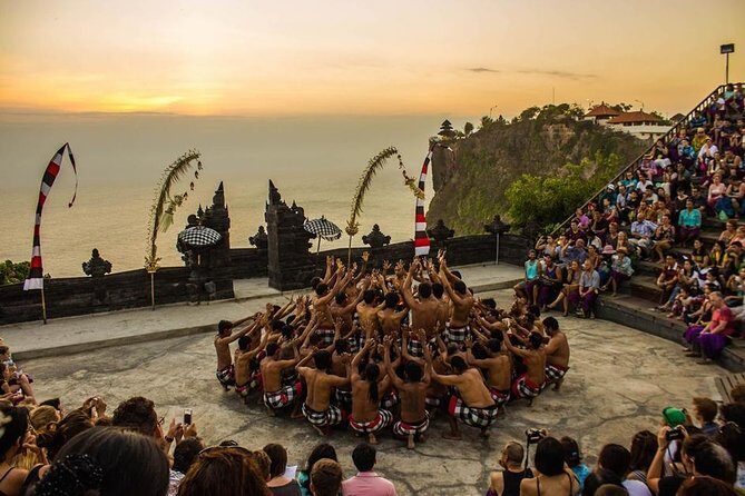 Private Tour Bali Beaches and Uluwatu Temple with Dinner - Customer Experiences and Feedback