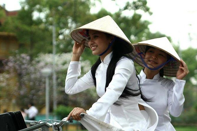 Private Tour: Hanoi City Full-Day Tour with Train Street Visit - What Travelers Say