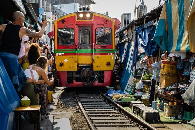 Private Tour to Maeklong Railway Market and Floating Market - A Detailed Look at the Experience