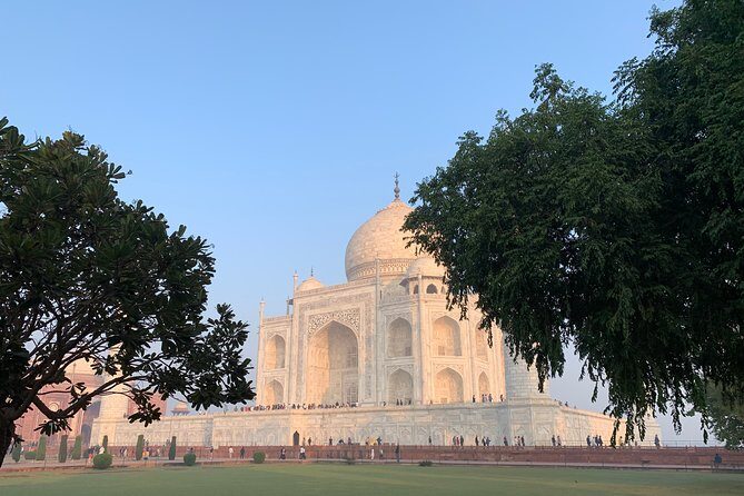 Private Transfer From Jaipur to Agra including Fatehpur Sikri - The Value Proposition