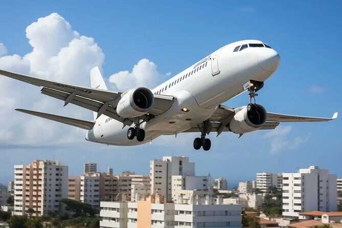 Private transfer from Marrakech Airport to Hotels and Riads in Marrakech medina - Key Points