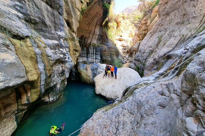 Private Wadi Tiwi - Bimmah Sinkhole - White Sand Beach - Full Day Tour - The Itinerary in Detail
