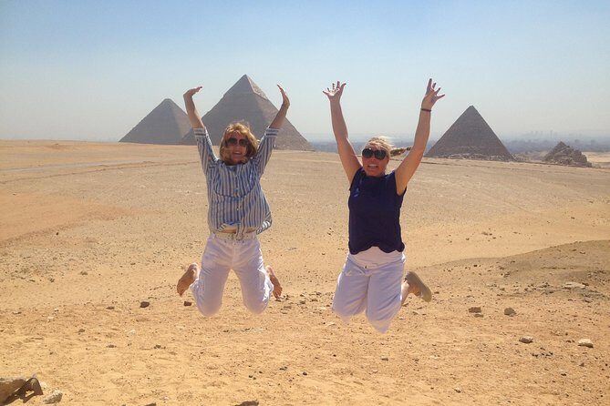 Privet Tour to Pyramids of Giza, Sphinx & Memphis and Saqqara - The Iconic Great Sphinx