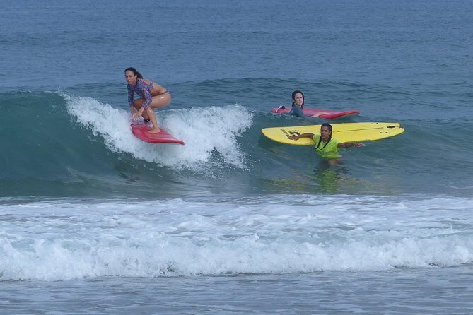 Professional Surfing lessons in the heart of Tel Aviv - What Makes This Surf Lesson Stand Out?