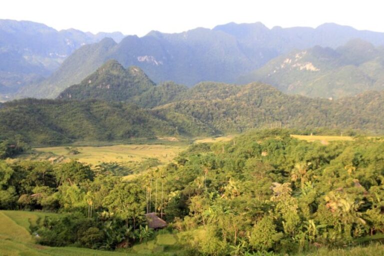 Pu Luong Offbeat Trekking Tour 2 days 1 night with Limousine - Who Will Love This Tour?