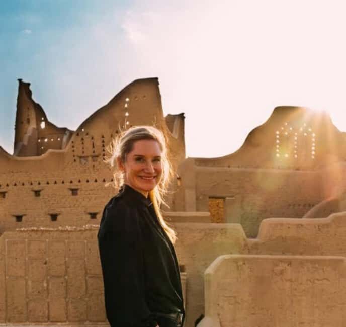 Riyadh by Night Private Tour with Lunch - Transportation and Practical Details