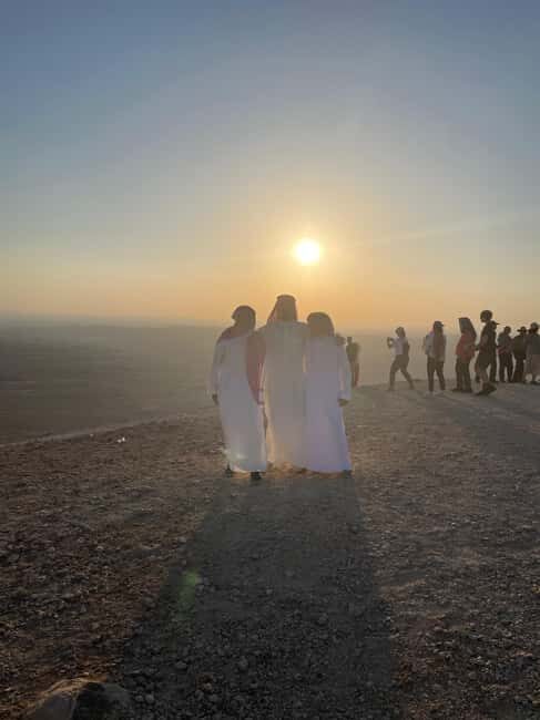 Riyadh : ( First ) Edge Of The World - Walking Through Ancient Fossil Trails