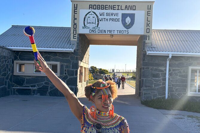 Robben Island & Table Mountain Pre Booked Tickets With Hotel Pick Up & Drop Off - The Itinerary Breakdown