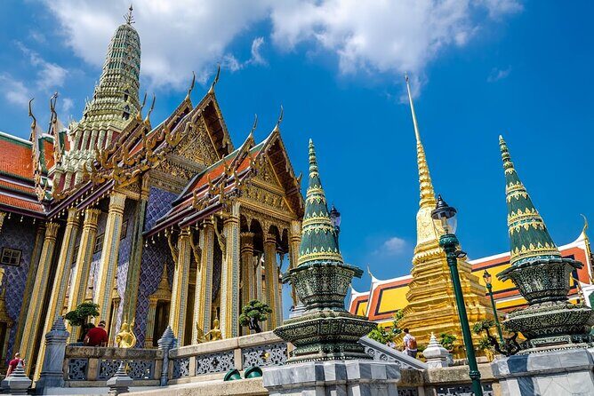 Royal Grand Palace Emerald Buddha and Reclining Buddha Group Tour - The Itinerary: What You’ll See and Experience