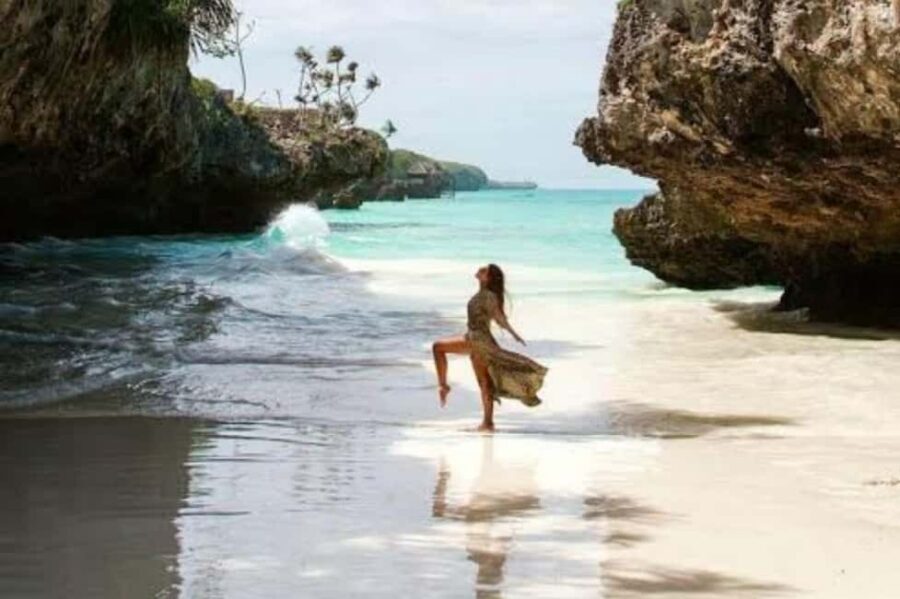 Salaam Cave Swimming with turtles, Mtende Beach & The Rock - Why This Tour Works