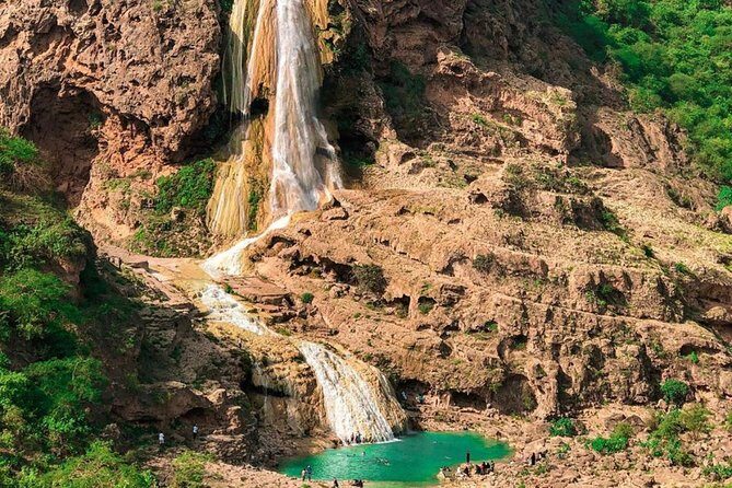 Salalah East Tour (Full Day Tour) - Transportation & Guides