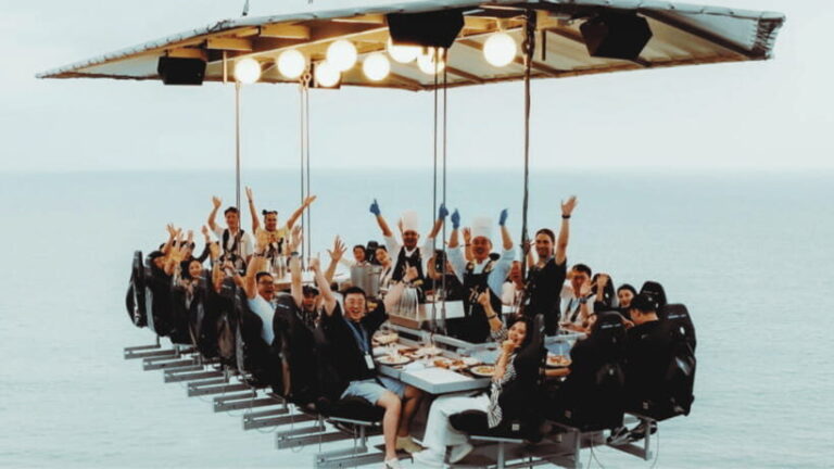 Sanya: Dinner in the sky at Sanya Air Restaurant - What to Expect at Sanya Air Restaurant