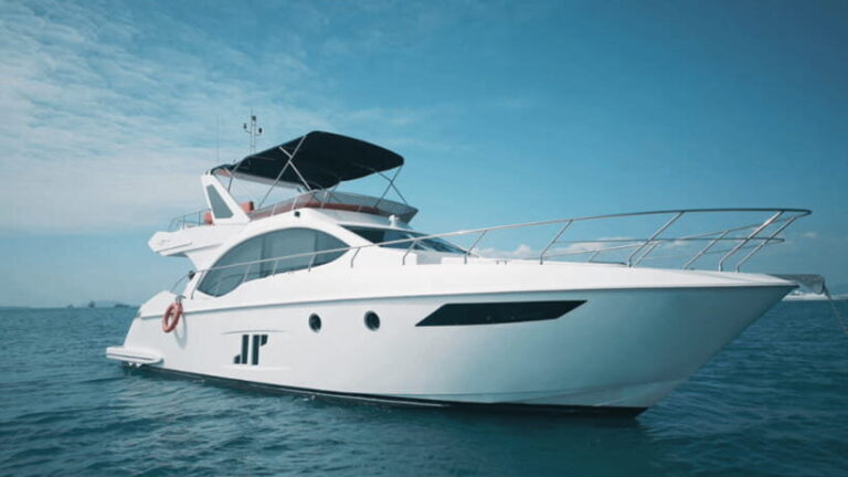 Sanya: Yacht or Catamaran Sailing Experience - Is It Worth the Price?