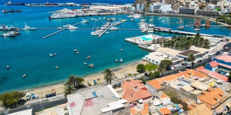 São Vicente Island: Full-Day Tour 4*4 - The Sum Up