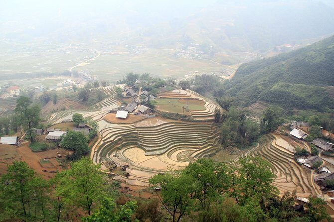 Sapa Villages trekking and homestay 2 Days/ 1 night package tour: best selling - The Sum Up