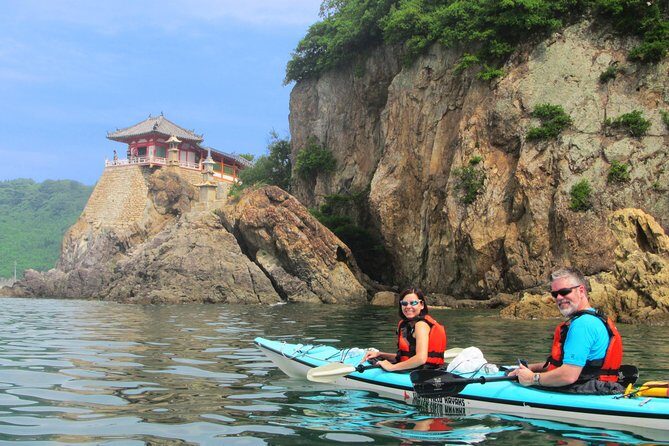 Sea Kayak Tour to the History of Tomonoura in the Seto Inland Sea - Analyzing the Value