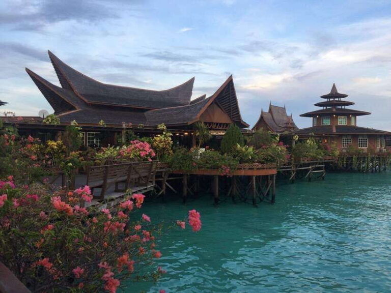 Semporna: Mabul and Kapalai Trip in Snorkel or Dive & Lunch - A Complete Breakdown of the Tour Experience