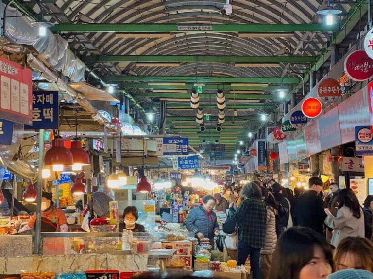 Seoul: Fearless Foodie Gwangjang Market Food Adventure - Why This Tour Works