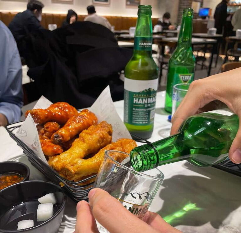 Seoul: Watching Sports Match & Local Food Experience - What to Expect: A Step-by-Step Breakdown