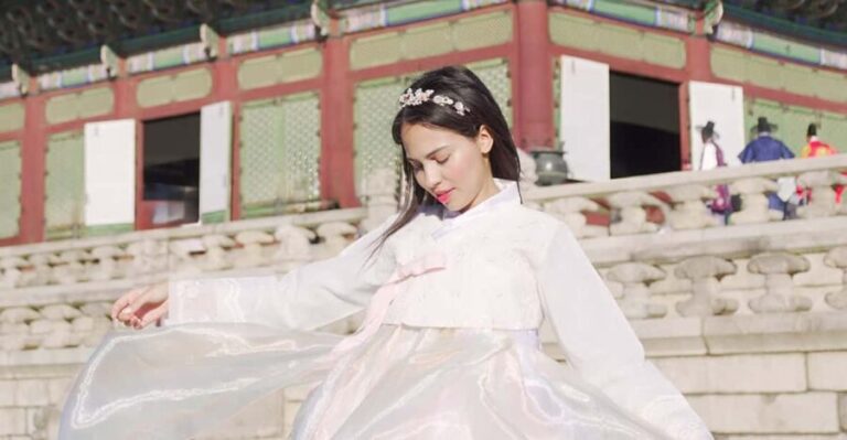 Seoul : Your Personal Photographer in Gyeongbokung - The Itinerary: A Focused but Stunning Photo Walk