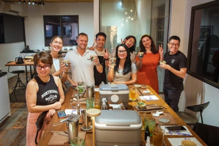 Shake & Savor: Coffee-Themed Cocktails from Vit Nam - An In-Depth Look at the Experience