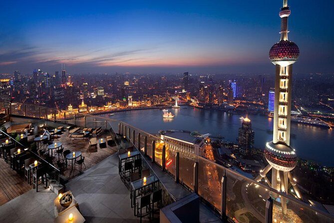 Shanghai Authentic Dinner and Night River Cruise with Rooftop Bar Hopping Option - Why This Tour Works Well
