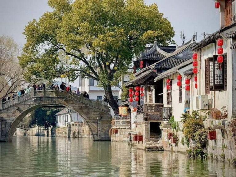 Shanghai: Authentic Fengjing Watertown Private Tour - The Value of the Tour