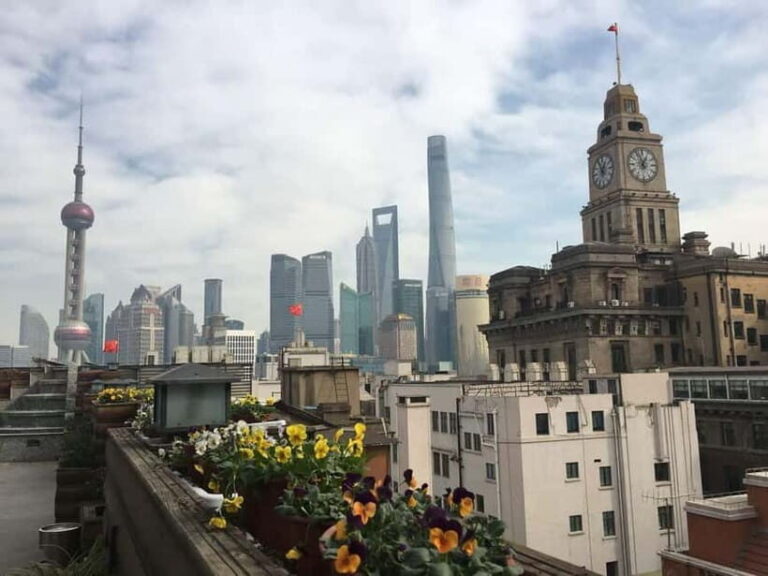 Shanghai: Private Guided City Tour - The Route: A Well-Rounded Look at Shanghai