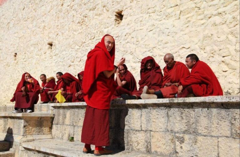 Shangri-La Area Private Day Tour - Who Should Consider This Tour?