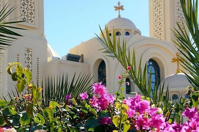 Sharm's Ultimate City Tour: Mosque, Markets & Seafood Feast - Authenticity & Local Flavor