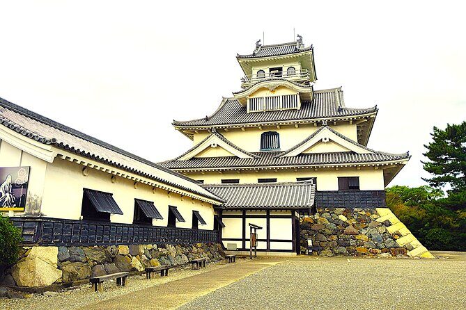 Shiga: Nagahama Castle, Gateway to Japans Great Unifier - Who Will Love This Tour?