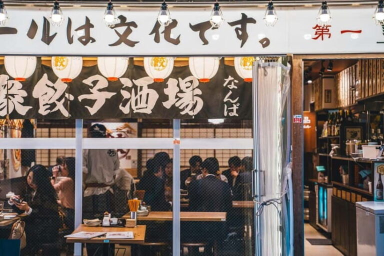 Shinjuku: Izakaya and Pub Crawl - The Heart of the Tour: Izakaya and Golden Gai