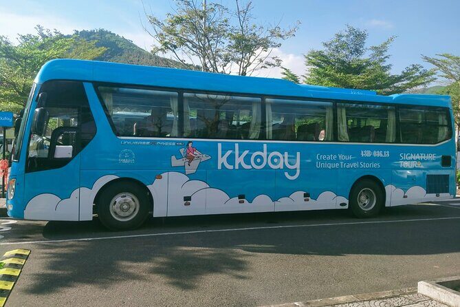 Shuttle bus to Golden Bridge - Ba na hill from Da Nang - The Highlights of Ba Na Hills from the Perspective of the Shuttle Service
