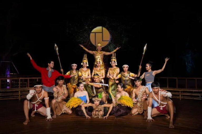 Siem Reap: A Spectacular Show with Optional Dinner - Who Should Consider This Experience?