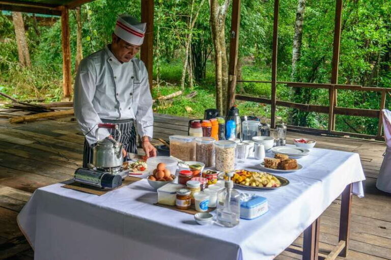 Siem Reap: Angkor Sunrise Bike Tour with Breakfast and Lunch - Deep Dive into the Itinerary