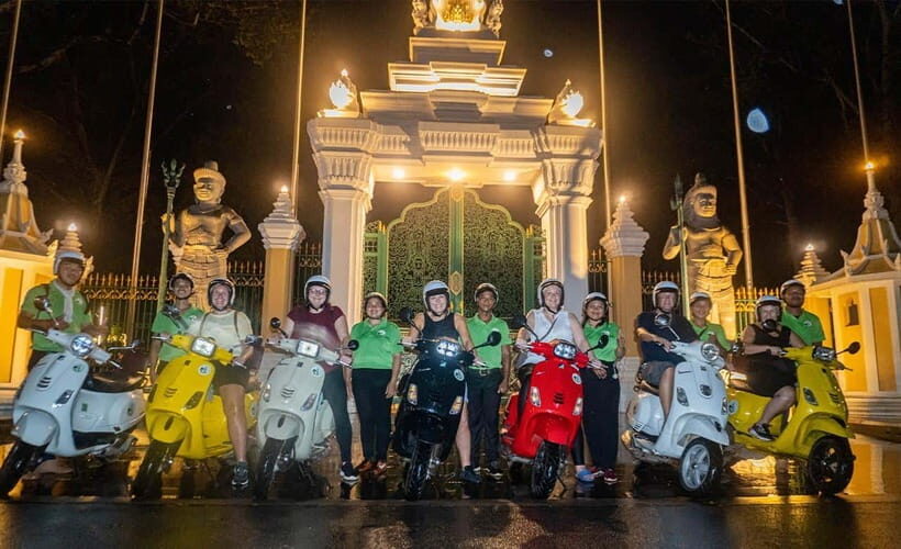 Siem Reap: Evening Foodie Vespa Tour - The Itinerary: What You’ll See and Taste