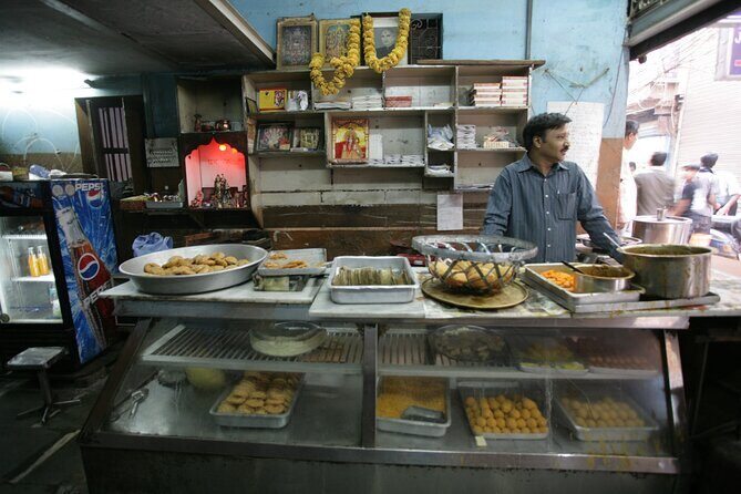 Sight and Sounds of Old Delhi - Who Will Love This Tour?