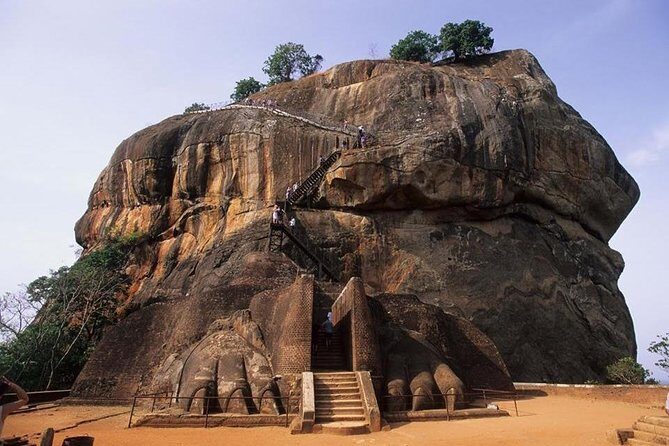 Sigiriya Rock and Dambulla Cave Temples from Colombo (All inclusive day tour) - Who Will Love This Tour?
