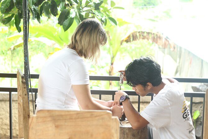 Silver Jewelry Making Class and Ubud Tour with All Inclusive - Exploring Batuan Temple