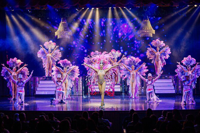 Simon Cabaret: Phukets Ladyboy Glamour Show - Authentic Perspectives from Travelers