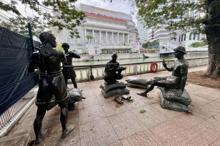 Singapore: City Highlights Tour with Coffee and Kaya Toast - Exploring the Singapore River: Trade and Transformation