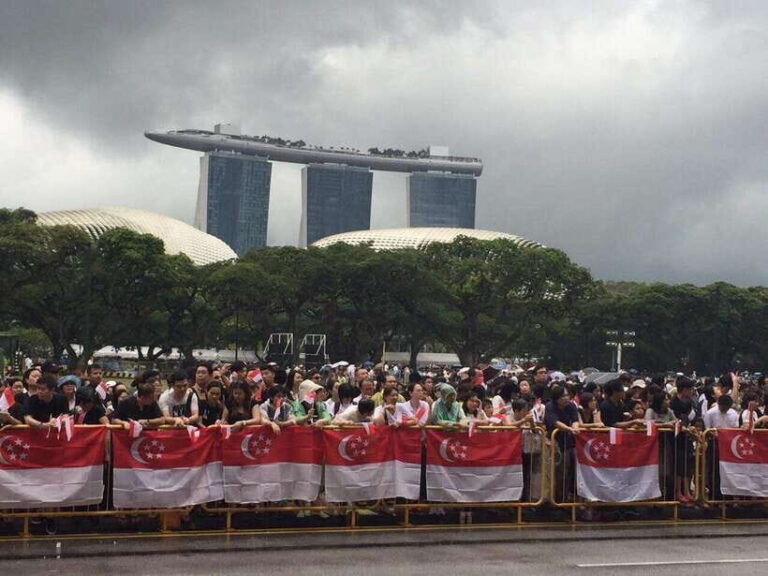 Singapore: Story of Singapore - A Closer Look at the Stops