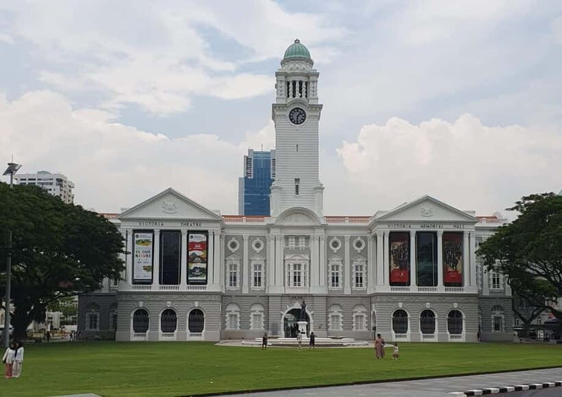 Singapore: Walking City Tour with Local Tourist Guide - In The Sum Up