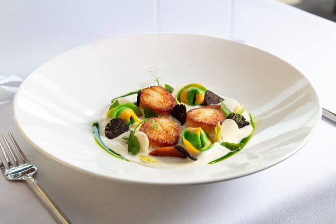 Sirocco: A Rooftop Culinary Journey at Lebua - The Dining Experience
