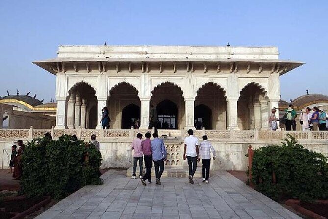 Skip the Line Taj Mahal Agra Fort Private Tour - Who Should Consider This Tour?