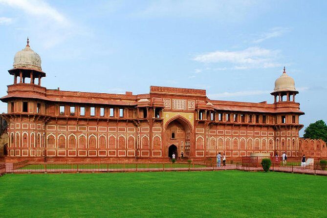 Skip The Line Taj Mahal and Agra fort Tour - What Makes This Tour Stand Out