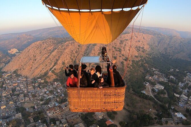SkyWaltz Hot Air Balloon Safari - Frequently Asked Questions