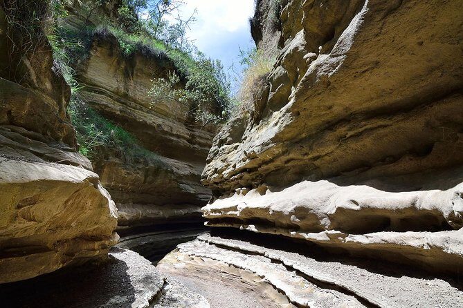 Small Group Budget Tour to Hells Gate National Park and Lake Naivasha Boat Ride - What’s Included and What’s Not